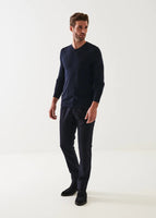 Dark Navy 100% Merino Wool Lightweight V-neck sweater